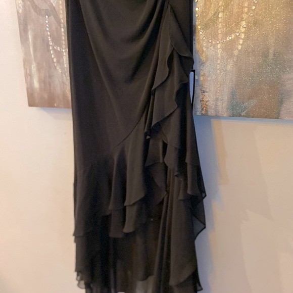 NWT BCBGMAXAZRIA Black Strapless Formal Ruched with Cascading Ruffles Down Side - Picture 5 of 12